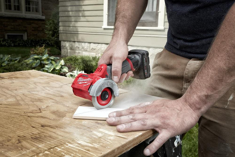 Milwaukee M12 FCOT 3 in. Compact Cut Off Tool Bare Tool
