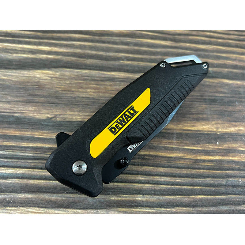 DEWALT DWHT10910 Pocket Knife with Ball-Bearing Assist