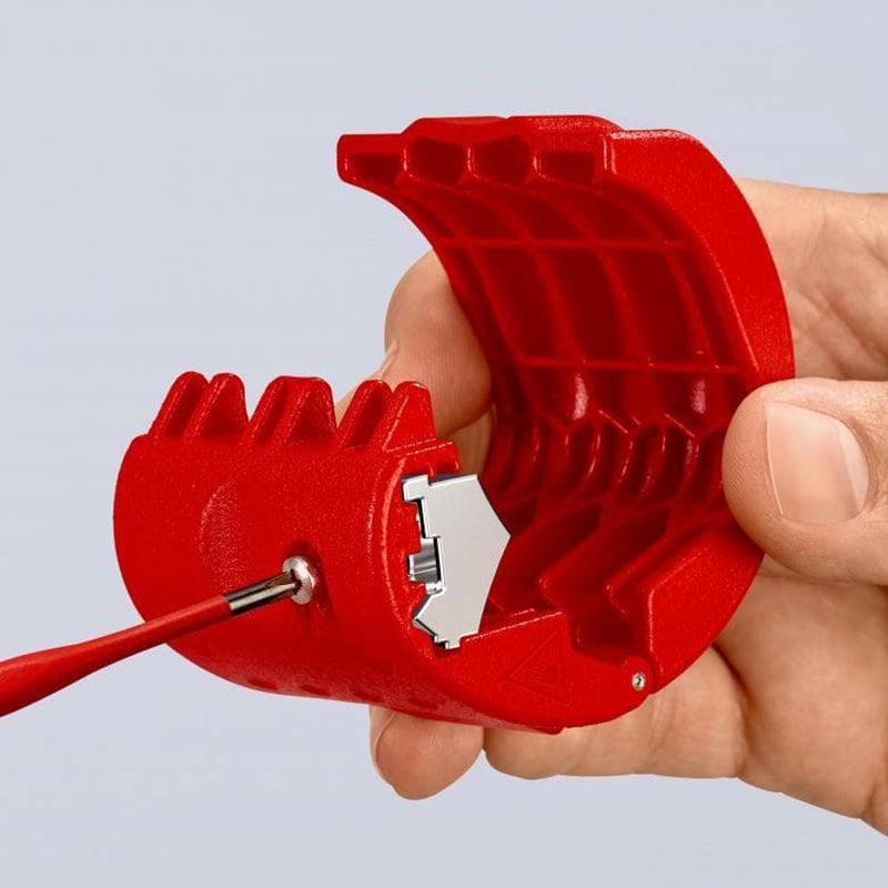 KNIPEX 90 22 10 BK BiX Cutter for Plastic Pipes and Sealing Sleeves