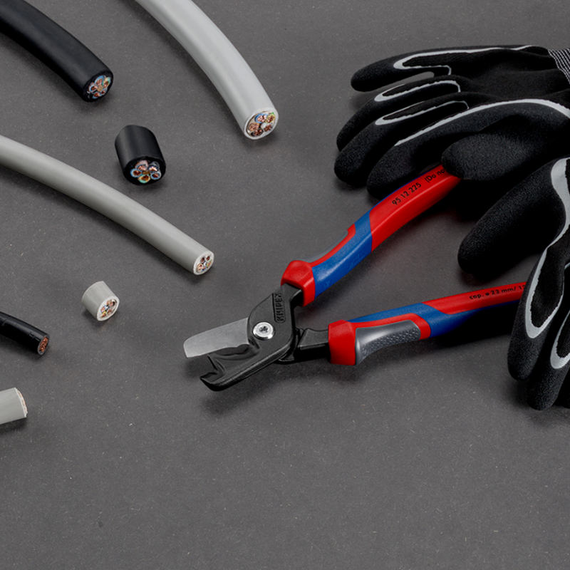 KNIPEX StepCut XL 95 12 225 Cable Shears with Step Cut