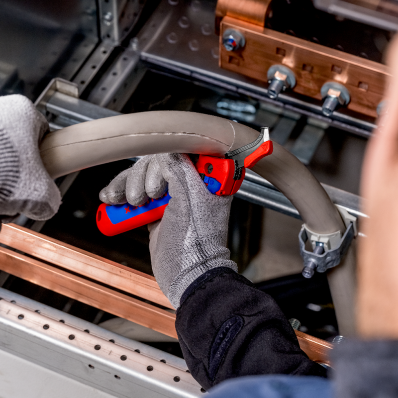 KNIPEX 16 50 145 SB Stripping Knife With Guide Shoe Ergonomically Designed Comfortable Handle