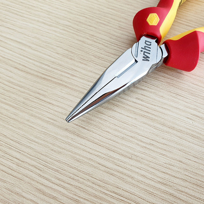 Wiha 26720 1000V Insulated Long Nose Pliers 160mm Chromium-Vanadium Alloy